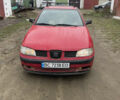 Красный Сеат Кордоба, объемом двигателя 1.6 л и пробегом 250 тыс. км за 1350 $, фото 2 на Automoto.ua