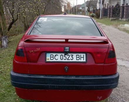 Красный Сеат Кордоба, объемом двигателя 1.4 л и пробегом 341 тыс. км за 1000 $, фото 3 на Automoto.ua