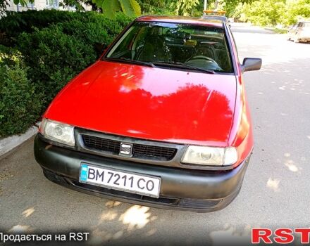 Красный Сеат Кордоба, объемом двигателя 1.4 л и пробегом 600 тыс. км за 1200 $, фото 6 на Automoto.ua