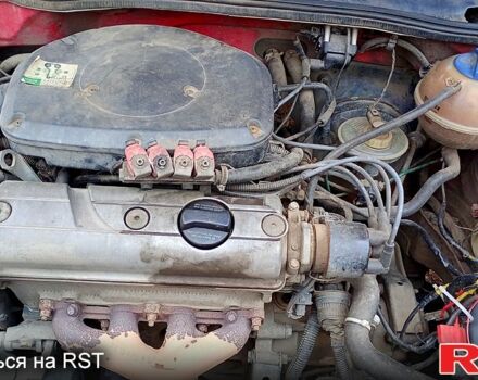 Красный Сеат Кордоба, объемом двигателя 1.4 л и пробегом 600 тыс. км за 1200 $, фото 4 на Automoto.ua