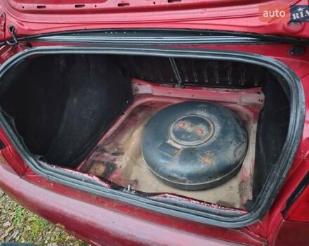 Червоний Сеат Cordoba, об'ємом двигуна 1.39 л та пробігом 250 тис. км за 750 $, фото 3 на Automoto.ua