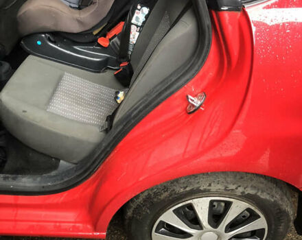 Красный Сеат Кордоба, объемом двигателя 1.4 л и пробегом 190 тыс. км за 3700 $, фото 6 на Automoto.ua