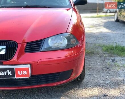 Червоний Сеат Cordoba, об'ємом двигуна 1.4 л та пробігом 166 тис. км за 4830 $, фото 8 на Automoto.ua
