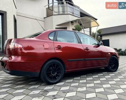 Красный Сеат Кордоба, объемом двигателя 1.98 л и пробегом 160 тыс. км за 3300 $, фото 7 на Automoto.ua