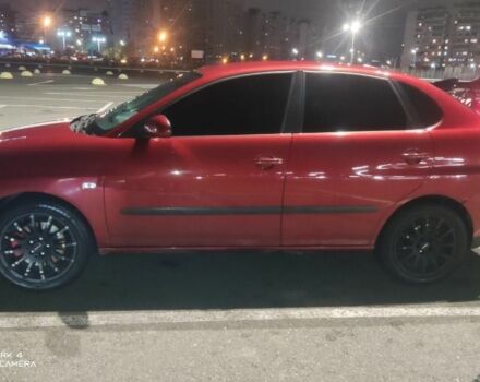 Красный Сеат Кордоба, объемом двигателя 2 л и пробегом 238 тыс. км за 5500 $, фото 6 на Automoto.ua