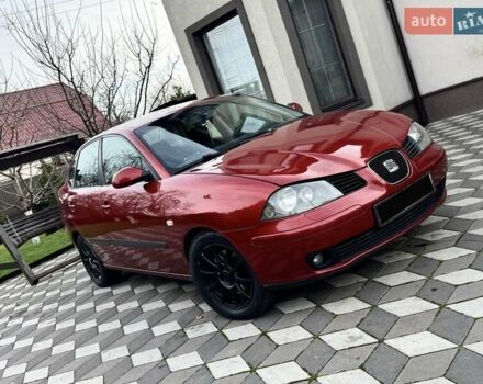 Красный Сеат Кордоба, объемом двигателя 1.98 л и пробегом 160 тыс. км за 3300 $, фото 2 на Automoto.ua