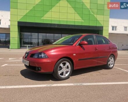 Красный Сеат Кордоба, объемом двигателя 1.98 л и пробегом 222 тыс. км за 4600 $, фото 1 на Automoto.ua