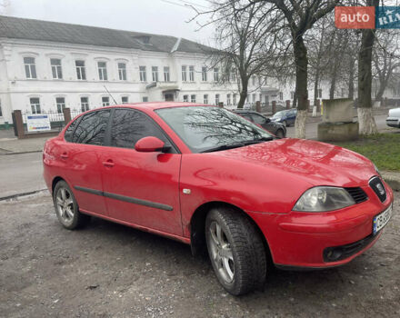 Красный Сеат Кордоба, объемом двигателя 1.98 л и пробегом 179 тыс. км за 4250 $, фото 4 на Automoto.ua