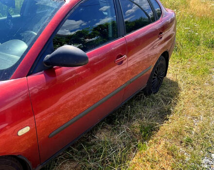 Красный Сеат Кордоба, объемом двигателя 2 л и пробегом 352 тыс. км за 2900 $, фото 2 на Automoto.ua