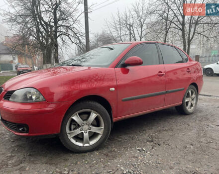 Красный Сеат Кордоба, объемом двигателя 1.98 л и пробегом 179 тыс. км за 4250 $, фото 5 на Automoto.ua