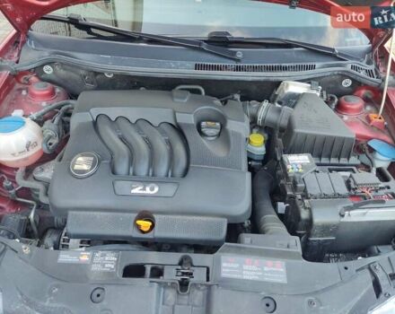 Красный Сеат Кордоба, объемом двигателя 1.98 л и пробегом 80 тыс. км за 8000 $, фото 7 на Automoto.ua