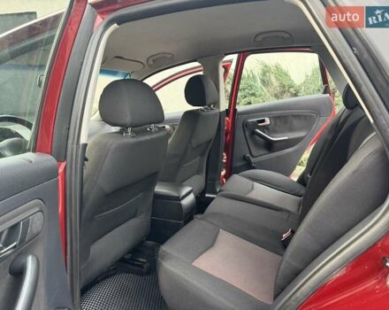 Красный Сеат Кордоба, объемом двигателя 1.98 л и пробегом 160 тыс. км за 3300 $, фото 24 на Automoto.ua