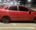 Красный Сеат Кордоба, объемом двигателя 2 л и пробегом 238 тыс. км за 5500 $, фото 2 на Automoto.ua