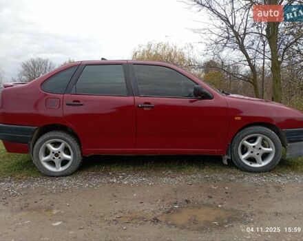 Красный Сеат Кордоба, объемом двигателя 1.4 л и пробегом 334 тыс. км за 927 $, фото 1 на Automoto.ua
