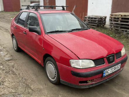 Красный Сеат Кордоба, объемом двигателя 1.6 л и пробегом 250 тыс. км за 1350 $, фото 1 на Automoto.ua