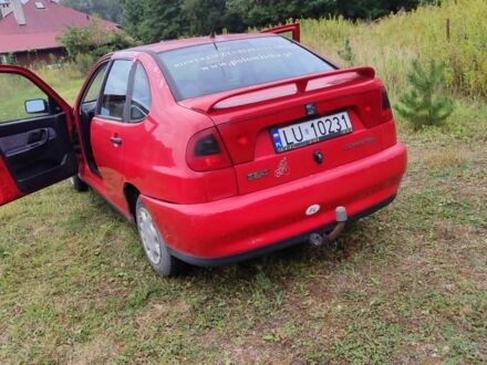 Червоний Сеат Cordoba, об'ємом двигуна 0 л та пробігом 63 тис. км за 1250 $, фото 1 на Automoto.ua