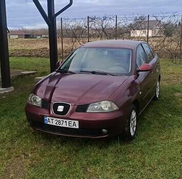 Красный Сеат Кордоба, объемом двигателя 1.39 л и пробегом 217 тыс. км за 2850 $, фото 1 на Automoto.ua