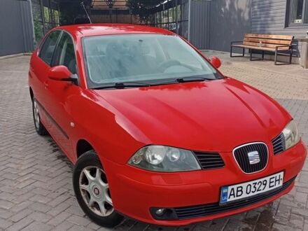 Сеат Кордоба 2004 в Бершаде на Automoto.ua Красный Сеат Кордоба, объемом двигателя 1.4 л и пробегом 270 тыс. км за 3000 $, фото 1 на Automoto.ua