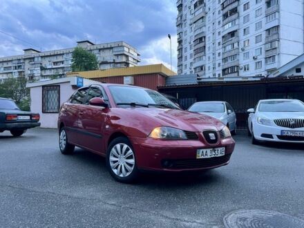 Сеат Cordoba 2005 у Києві на Automoto.ua Червоний Сеат Cordoba, об'ємом двигуна 1.4 л та пробігом 388 тис. км за 2550 $, фото 1 на Automoto.ua