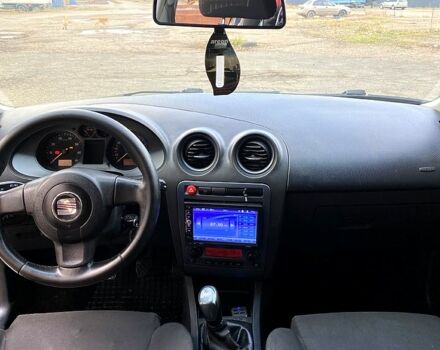 Сеат Кордоба, объемом двигателя 2 л и пробегом 226 тыс. км за 3200 $, фото 8 на Automoto.ua