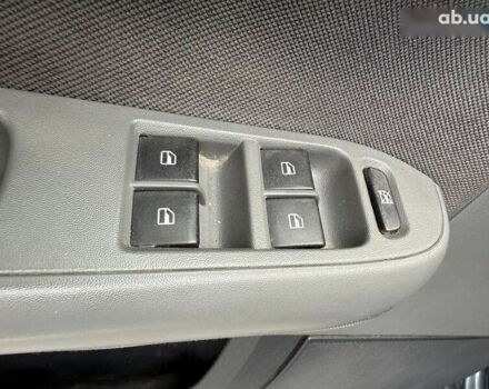 Сеат Кордоба, объемом двигателя 0 л и пробегом 274 тыс. км за 4990 $, фото 15 на Automoto.ua