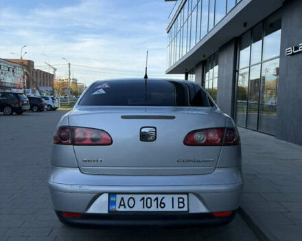 Сірий Сеат Cordoba, об'ємом двигуна 1.4 л та пробігом 300 тис. км за 2000 $, фото 9 на Automoto.ua