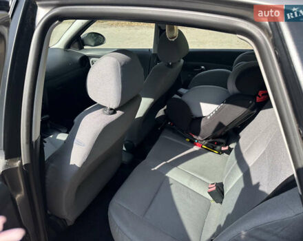 Сірий Сеат Cordoba, об'ємом двигуна 1.39 л та пробігом 261 тис. км за 4800 $, фото 8 на Automoto.ua