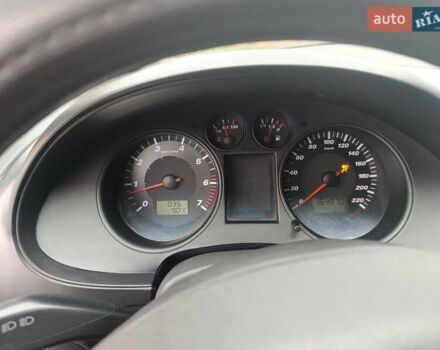 Сірий Сеат Cordoba, об'ємом двигуна 1.39 л та пробігом 165 тис. км за 3000 $, фото 3 на Automoto.ua