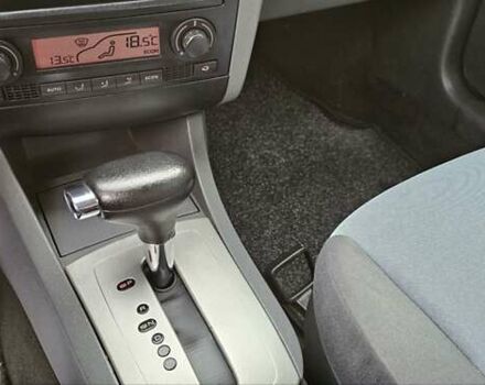 Сірий Сеат Cordoba, об'ємом двигуна 1.4 л та пробігом 200 тис. км за 5450 $, фото 25 на Automoto.ua