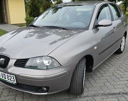 Сірий Сеат Cordoba, об'ємом двигуна 1.4 л та пробігом 200 тис. км за 5450 $, фото 42 на Automoto.ua