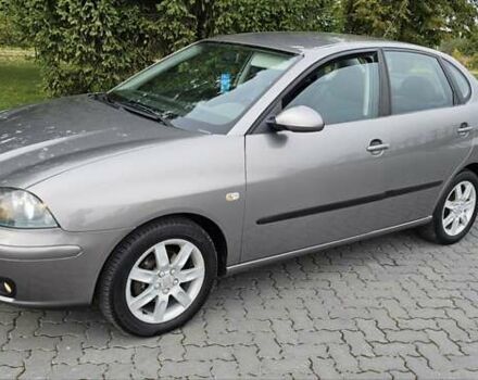 Сірий Сеат Cordoba, об'ємом двигуна 1.4 л та пробігом 200 тис. км за 5450 $, фото 6 на Automoto.ua