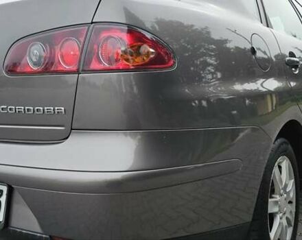 Сірий Сеат Cordoba, об'ємом двигуна 1.4 л та пробігом 200 тис. км за 5450 $, фото 7 на Automoto.ua