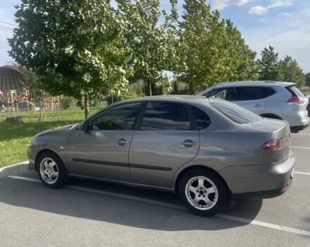 Сірий Сеат Cordoba, об'ємом двигуна 1.4 л та пробігом 234 тис. км за 2800 $, фото 3 на Automoto.ua