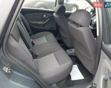 Сірий Сеат Cordoba, об'ємом двигуна 1.4 л та пробігом 169 тис. км за 4200 $, фото 12 на Automoto.ua