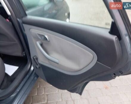 Сірий Сеат Cordoba, об'ємом двигуна 1.4 л та пробігом 169 тис. км за 4200 $, фото 11 на Automoto.ua