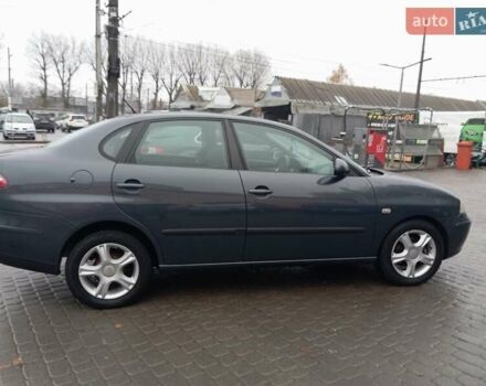 Сірий Сеат Cordoba, об'ємом двигуна 1.4 л та пробігом 169 тис. км за 4200 $, фото 18 на Automoto.ua