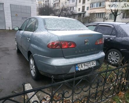 Сірий Сеат Cordoba, об'ємом двигуна 2 л та пробігом 200 тис. км за 3500 $, фото 10 на Automoto.ua