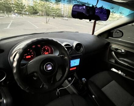 Сірий Сеат Cordoba, об'ємом двигуна 1.4 л та пробігом 210 тис. км за 2900 $, фото 6 на Automoto.ua