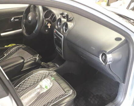 Серый Сеат Кордоба, объемом двигателя 2 л и пробегом 256 тыс. км за 4600 $, фото 6 на Automoto.ua