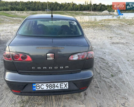 Сірий Сеат Cordoba, об'ємом двигуна 1.98 л та пробігом 317 тис. км за 1999 $, фото 2 на Automoto.ua