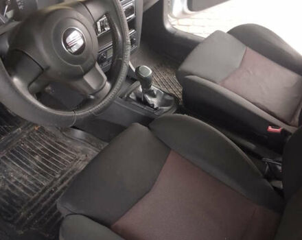 Серый Сеат Кордоба, объемом двигателя 1.98 л и пробегом 253 тыс. км за 5800 $, фото 8 на Automoto.ua