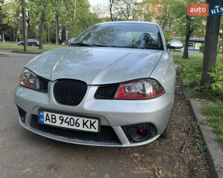 Серый Сеат Кордоба, объемом двигателя 1.98 л и пробегом 304 тыс. км за 3900 $, фото 4 на Automoto.ua