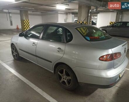 Серый Сеат Кордоба, объемом двигателя 1.98 л и пробегом 273 тыс. км за 4200 $, фото 8 на Automoto.ua