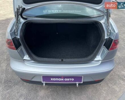 Сірий Сеат Cordoba, об'ємом двигуна 1.98 л та пробігом 215 тис. км за 4900 $, фото 8 на Automoto.ua