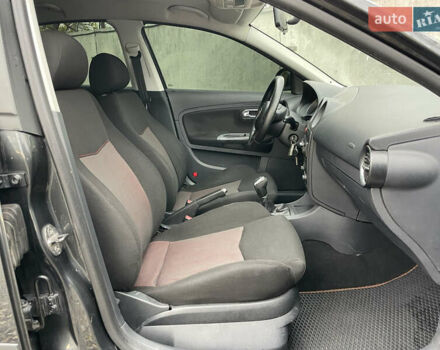 Серый Сеат Кордоба, объемом двигателя 1.98 л и пробегом 268 тыс. км за 4290 $, фото 12 на Automoto.ua