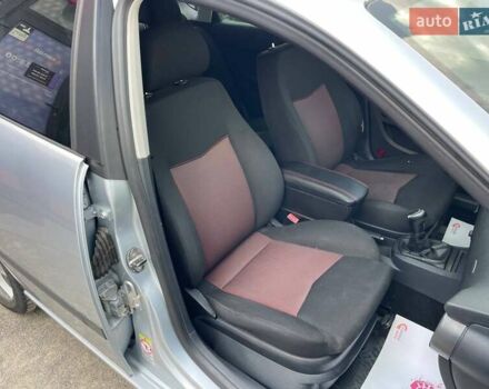 Сірий Сеат Cordoba, об'ємом двигуна 1.98 л та пробігом 215 тис. км за 4900 $, фото 20 на Automoto.ua