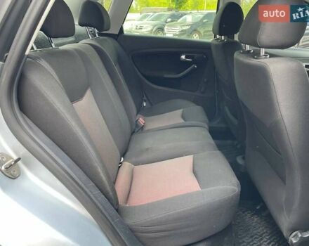 Сірий Сеат Cordoba, об'ємом двигуна 1.98 л та пробігом 215 тис. км за 4900 $, фото 17 на Automoto.ua