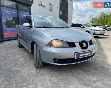Сірий Сеат Cordoba, об'ємом двигуна 1.98 л та пробігом 215 тис. км за 4900 $, фото 3 на Automoto.ua