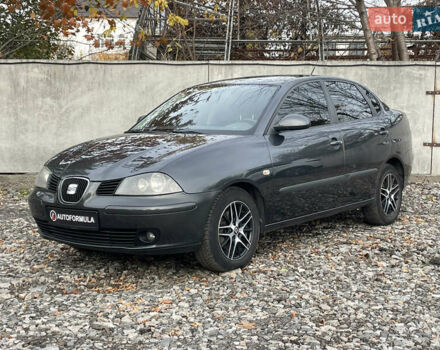 Серый Сеат Кордоба, объемом двигателя 1.98 л и пробегом 268 тыс. км за 4290 $, фото 4 на Automoto.ua
