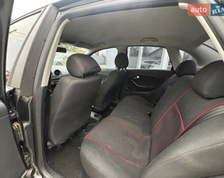 Серый Сеат Кордоба, объемом двигателя 2 л и пробегом 289 тыс. км за 4999 $, фото 15 на Automoto.ua